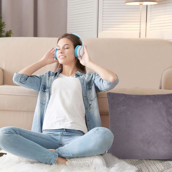 80/20 Viscose Velvet Soft Throw Pillow Cover Square 18" x 18" - Picture 4 of 5